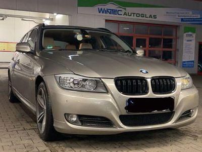 Gebraucht BMW 320 184 PS (135 kW) 2011 Beige Kombi