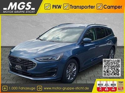 Neu Ford Focus Titanium 155 PS (114 kW) 2025 Chromablau metallic Limousine