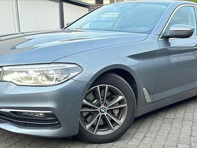 Grau Gebraucht 2018 BMW 530 Sport Line Limousine | 27.999 € (Fairer Preis)