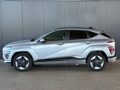 Neu Hyundai Kona Comfort 160 kW (218 PS) 2025 Silber metallic SUV