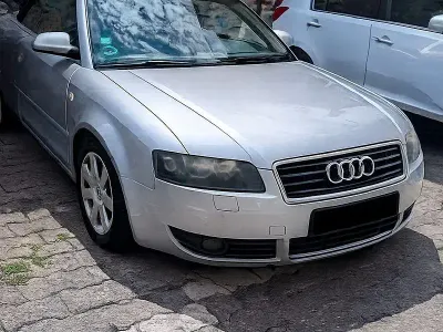 Gebraucht Audi A4 Cabriolet 163 PS (119 kW) 2003 Silber Cabrio