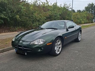 Jaguar XK8
