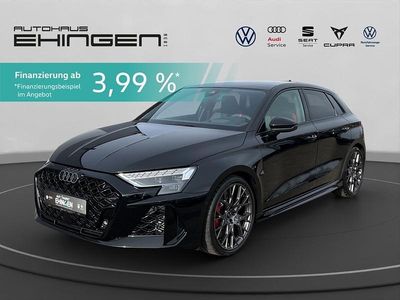 Mythosschwarz metallic Gebraucht 2025 Audi RS3 Advanced Limousine | 67.888 € (Etwas zu teuer)