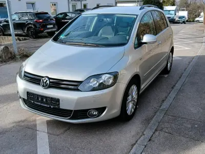 Gebraucht VW Golf VII Life 105 PS (77 kW) 2013 Silber Limousine
