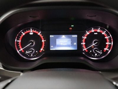 Maxus V90