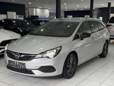 Silber Gebraucht 2021 Opel Astra Design & Tech Kombi | 9.990 € (Fairer Preis)