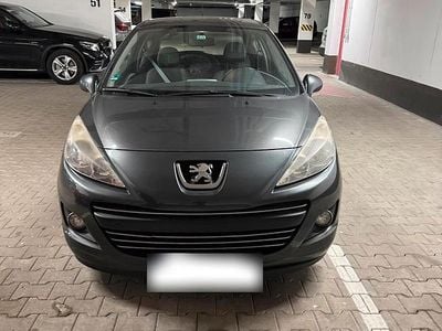 Gebraucht Peugeot 207 73 PS (53 kW) 2011 Grau Coupé