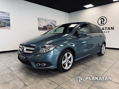 Gebraucht Mercedes B200 156 PS (114 kW) 2012 Blau Van / Kleinbus