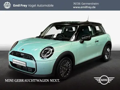 Używany Mini Cooper Classic 156 KM (114 kW) 2024 Zielony Hatchback