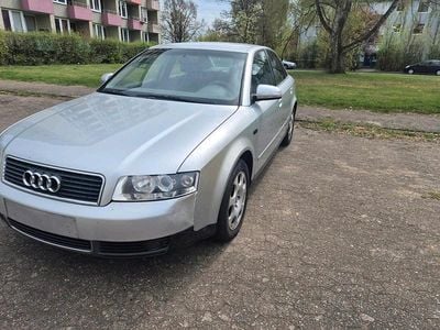 Usata Audi A4 131 CV (96 kW) 2001 Grigio Berlina