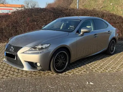 Gebraucht Lexus IS300 223 PS (164 kW) 2013 Grau Limousine