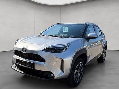 Neu Toyota Yaris Cross 130 PS (95 kW) 2026 Blau SUV