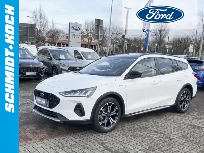 Gebraucht Ford Focus 125 PS (91 kW) 2024 Frostweiß (weiß) Limousine