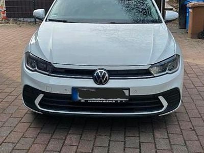 Gebraucht VW Polo Life 80 PS (58 kW) 2022 Weiß Kleinwagen