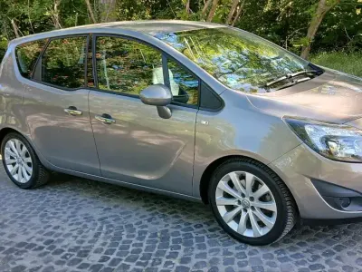 Second-hand Opel Meriva 120 CP (88 kW) 2012 Gri Monovolum