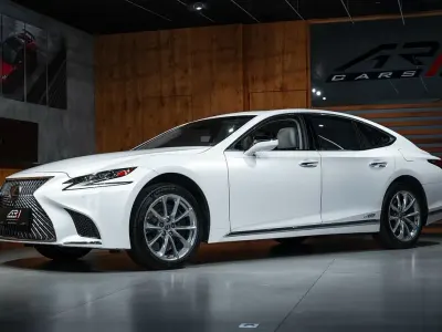 Gebraucht Lexus LS500h 299 PS (219 kW) 2018 Weiß Limousine