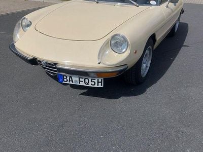 Gebraucht Alfa Romeo Spider 129 PS (94 kW) 1976 Beige Cabrio