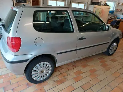 Gebraucht VW Polo 60 PS (44 kW) 2001 Silber Kleinwagen