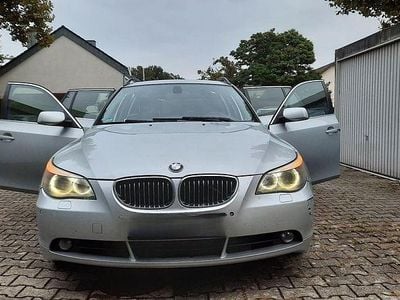 BMW 525