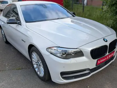 Gebraucht BMW 530 258 PS (189 kW) 2014 Mineralweiss metallic Limousine