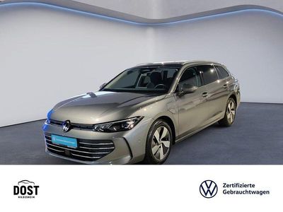 Gebraucht VW Passat Business 150 PS (110 kW) 2025 Grau Kombi