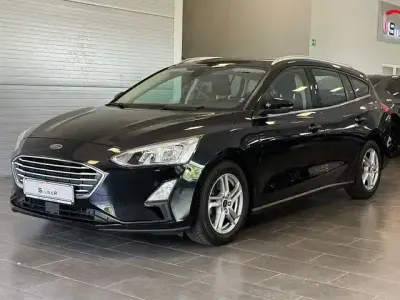 Gebraucht Ford Focus Titanium 125 PS (91 kW) 2018 Schwarz Limousine