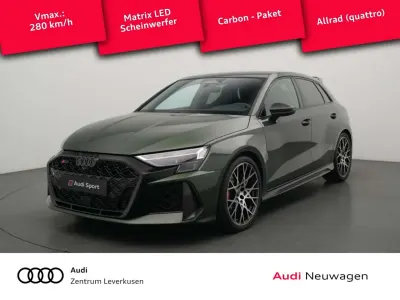 Neu Audi RS3 Sport 400 PS (294 kW) 2026 Gruen Limousine