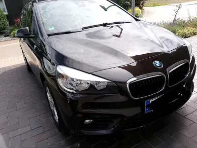 Gebraucht BMW 218 Gran Tourer Sport Line 134 PS (98 kW) 2017 Braun Van / Kleinbus