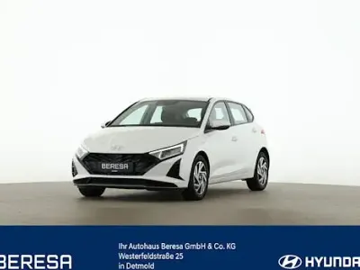 Neu Hyundai i20 Comfort 101 PS (74 kW) 2026 Atlas white / sol Kleinwagen