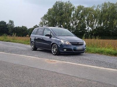 Usata Opel Zafira 150 CV (110 kW) 2007 Blu Monovolume