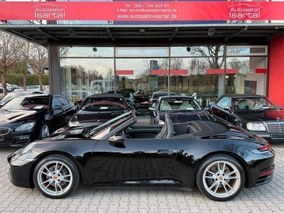Gebraucht Porsche 911 Carrera 4 Cabriolet 385 PS (283 kW) 2023 Tiefschwarz Cabrio