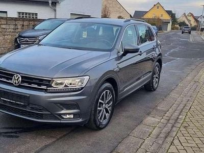 Grau Gebraucht 2019 VW Tiguan Comfortline SUV | 21.900 € (Fairer Preis)
