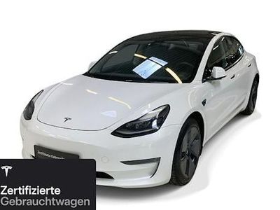 Begagnad Tesla Model 3 Long Range RWD 208 kW (283 HK) 2023 Vit Sedan