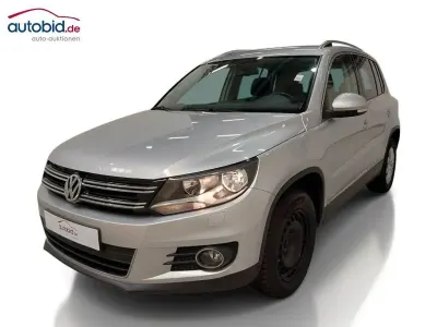 Gebraucht VW Tiguan Sportline 122 PS (89 kW) 2012 Silber SUV