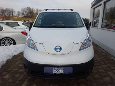 Gebraucht Nissan e-NV200 80 kW (109 PS) 2016 Weiss Van / Kleinbus