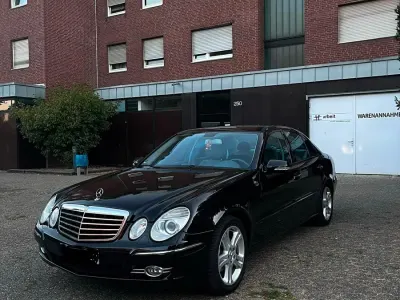 Gebraucht Mercedes E280 190 PS (139 kW) 2006 Schwarz Limousine