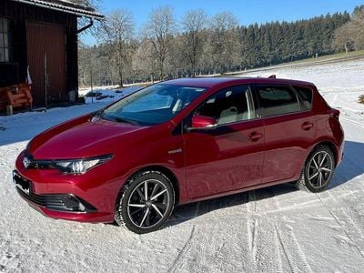 Toyota Auris Hybrid