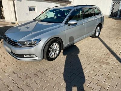 Silber Gebraucht 2017 VW Passat Kombi | 12.000 € (Fairer Preis)