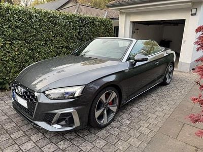 Gebraucht Audi A5 Cabriolet Ambiente 265 PS (194 kW) 2024 Grau Cabrio