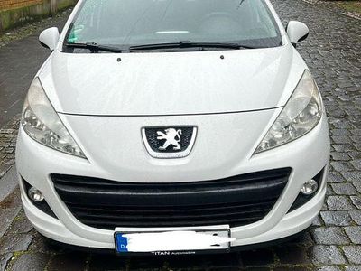 Gebraucht Peugeot 207 Filou 73 PS (53 kW) 2009 Weiß Kombi