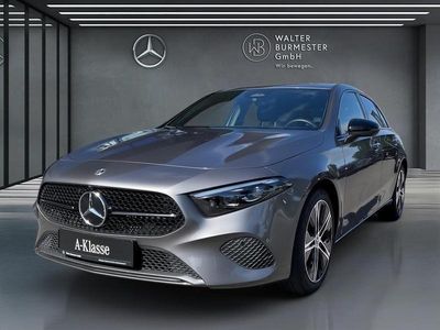 Gebraucht Mercedes A200 Progressive 163 PS (119 kW) 2023 Grau Kleinwagen