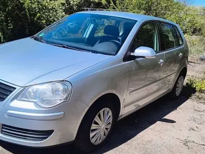 Gebraucht VW Polo Trendline 80 PS (58 kW) 2008 Silber Kleinwagen