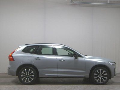 Grau Gebraucht 2023 Volvo XC60 Plus SUV | 28.780 € (Fairer Preis)
