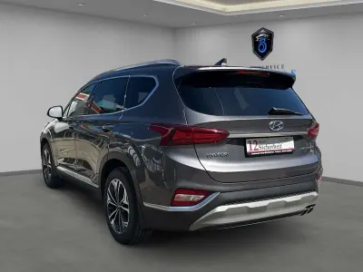 Gebraucht Hyundai Santa Fe Premium 200 PS (147 kW) 2019 Magnetic force / met SUV