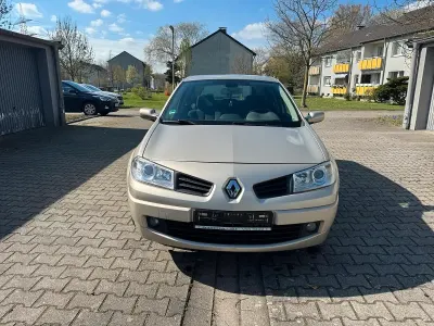 Używany Renault Mégane 112 KM (82 kW) 2008 Brązowy Hatchback