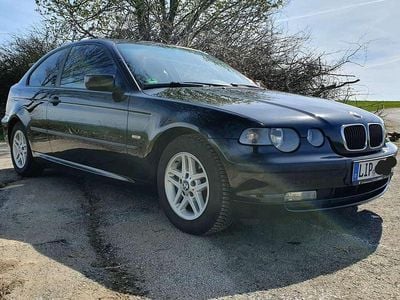 Second-hand BMW 316 116 CP (85 kW) 2004 Negru Berlinǎ