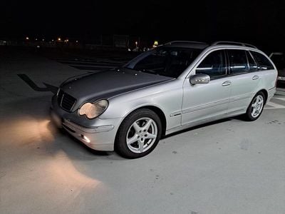 Gebraucht Mercedes C270 170 PS (125 kW) 2004 Silber Kombi