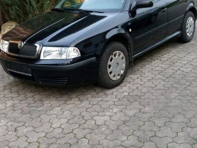 gebraucht Skoda Octavia TÜV neu 8 fach bereift