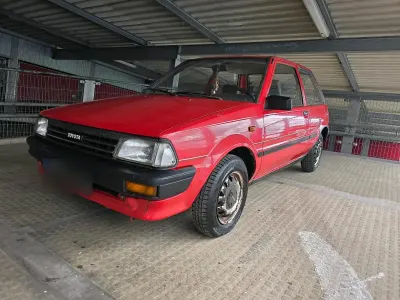Gebraucht Toyota Starlet 54 PS (39 kW) 1988 Rot Kleinwagen