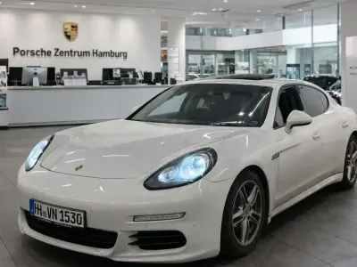 Gebraucht Porsche Panamera 300 PS (220 kW) 2014 Weiß Kleinwagen